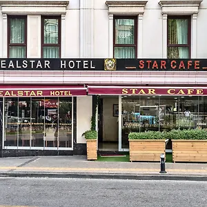 The 4*, Istambul Turquie