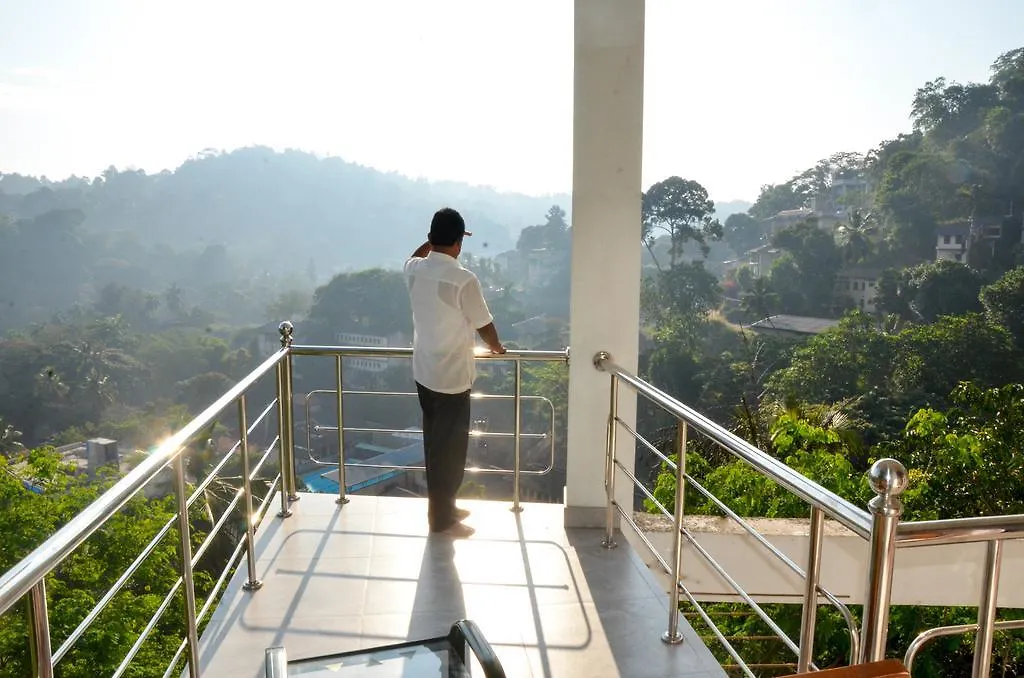 Blinkbonnie Inn Kandy
